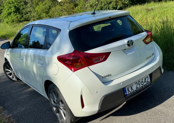 Toyota Auris cena 43999 przebieg: 161000, rok produkcji 2013 z Nowe Miasto Lubawskie małe 667